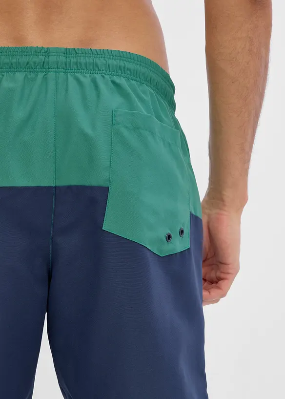 Short de bain motif color-block, bonprix