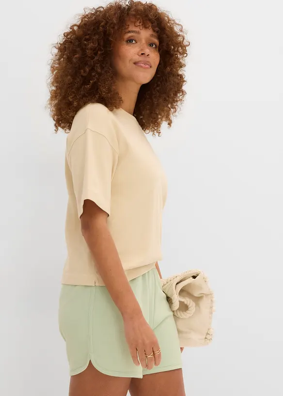 Sweat-Shorts mit abgerundetem Saum, bonprix