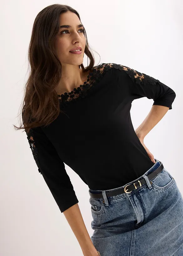 T-shirt &agrave; empi&egrave;cement au crochet, bonprix