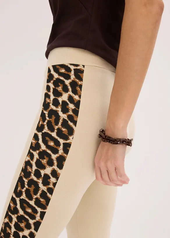 Legging corsaire &agrave; imprim&eacute; l&eacute;opard, bonprix