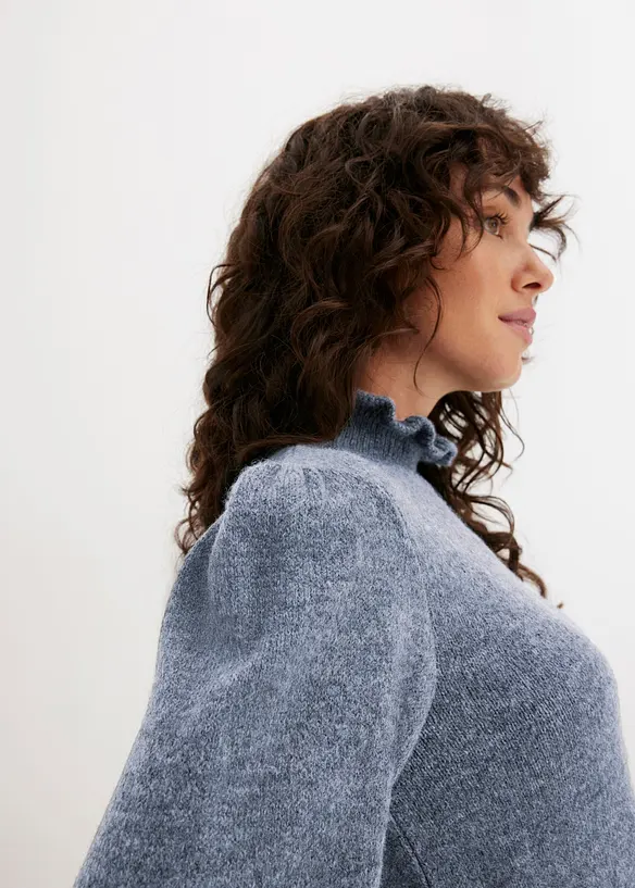Pull &agrave; col roul&eacute; volant&eacute;, bonprix