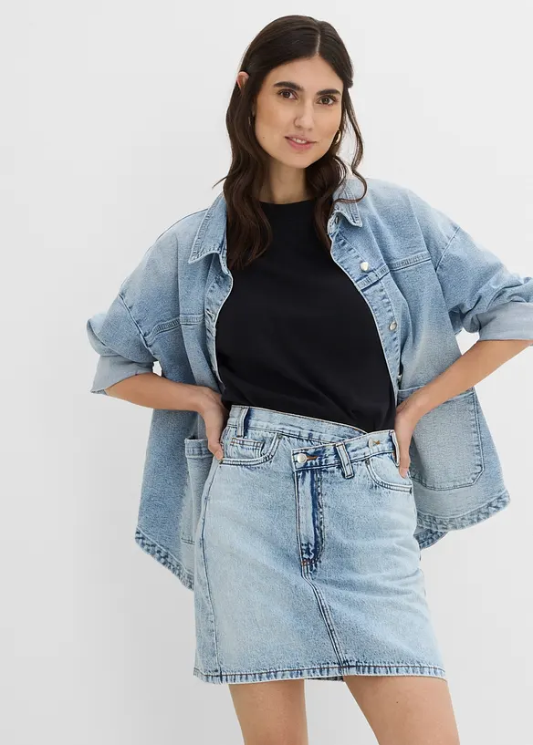 Jupe en jean &agrave; fermeture d&eacute;cal&eacute;e asym&eacute;trique, bonprix