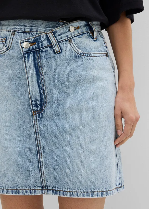 Jupe en jean &agrave; fermeture d&eacute;cal&eacute;e asym&eacute;trique, bonprix