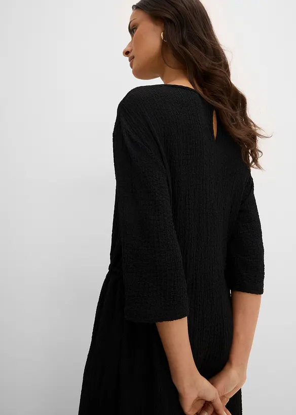 Robe midi en mati&egrave;re textur&eacute;e, bonprix