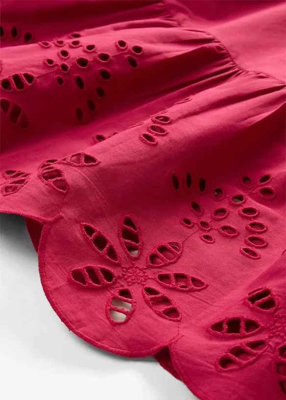 Blouse sans manches avec broderies anglaises, fendue sur les c&ocirc;t&eacute;s, bonprix