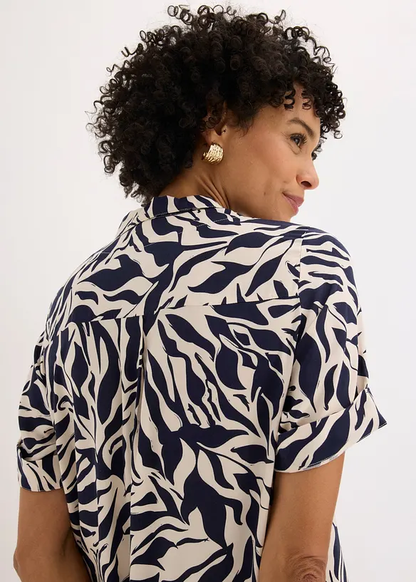 Kleid mit eingelegter Falte aus flie&szlig;ender Viskose, bonprix
