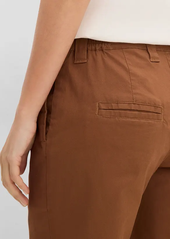 Chinohose aus elastischem Baumwoll-Mix, kn&ouml;chellang, bonprix