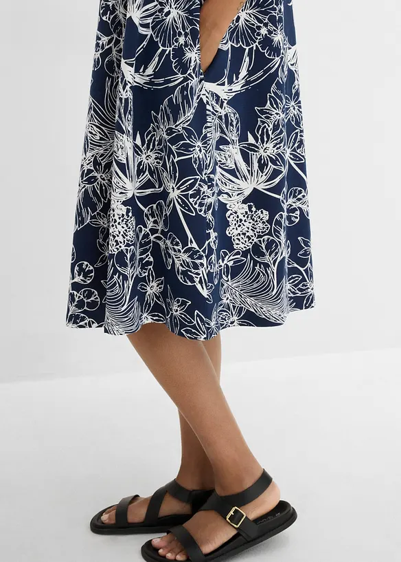Robe &agrave; poches en jersey, bonprix