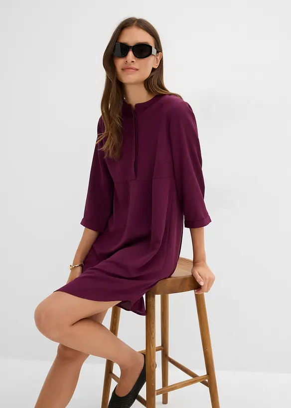 Robe &agrave; col rond et petite patte boutonn&eacute;e, bonprix