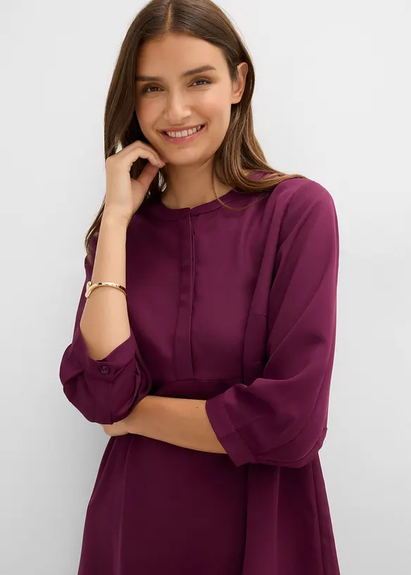 Robe &agrave; col rond et petite patte boutonn&eacute;e, bonprix