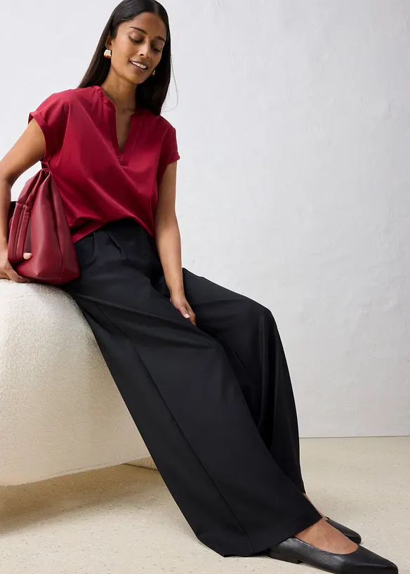 L&auml;ssige Bundfaltenhose aus weichem Woll-Anteil, bonprix