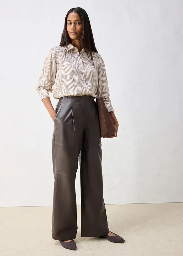 Lederhose mit Bundfalten, bonprix