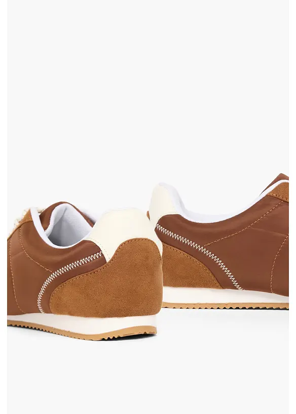 Sneaker im Retrolook, bonprix