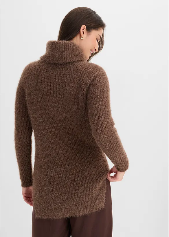 Pull col roul&eacute; oversize, bonprix