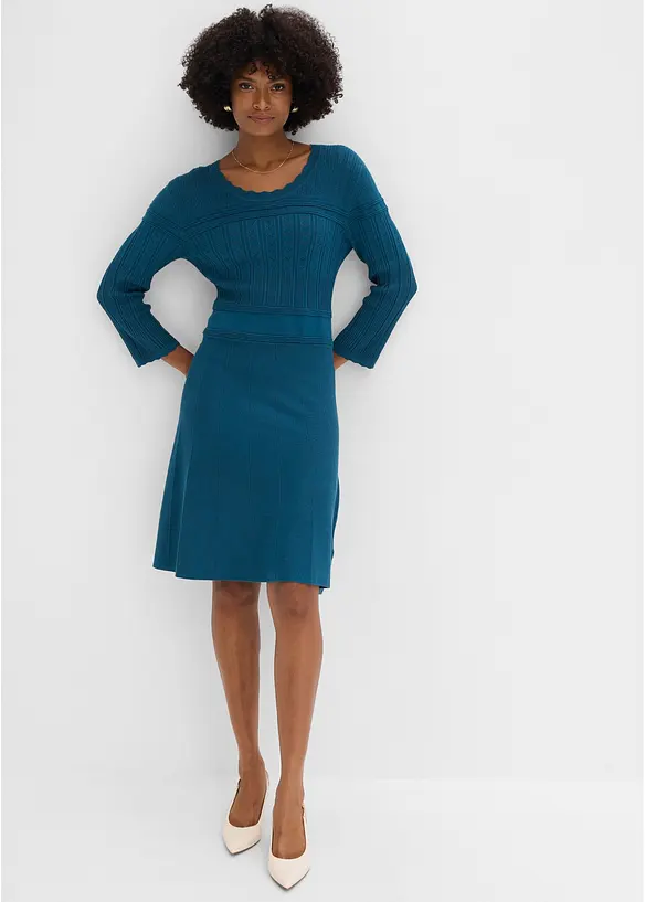 Robe en maille ajour&eacute;e, bonprix