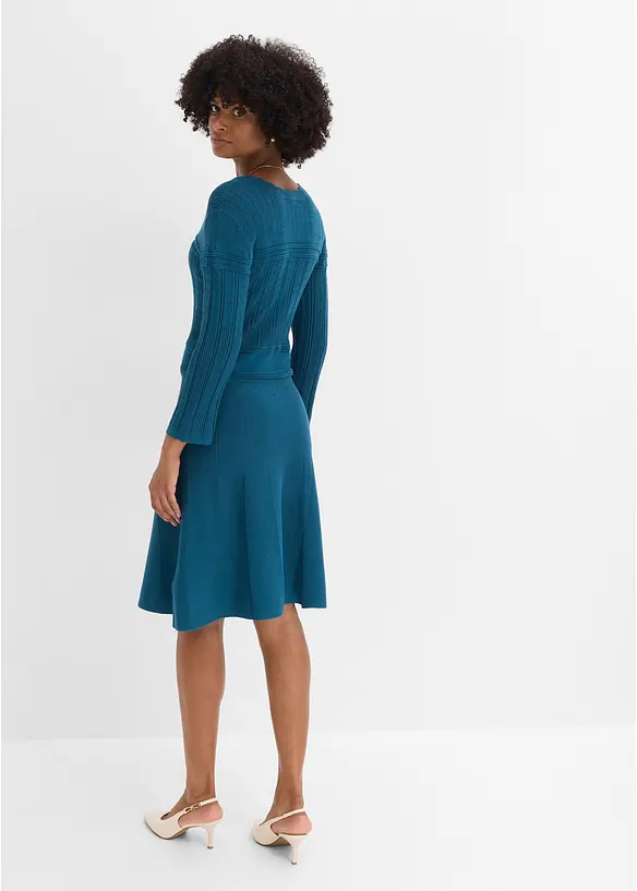 Robe en maille ajour&eacute;e, bonprix