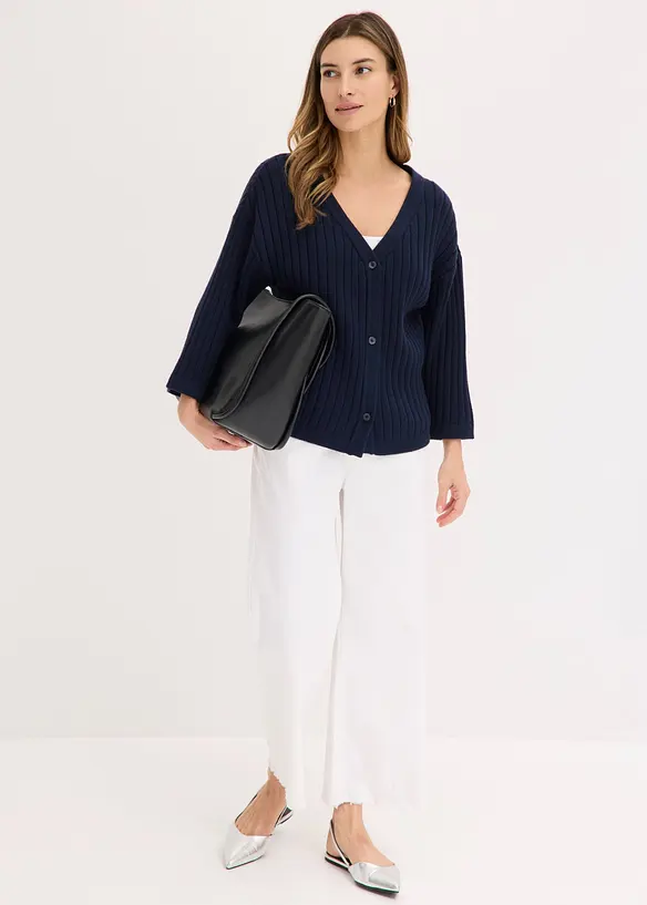 Strickjacke aus Viskose-Mix, bonprix
