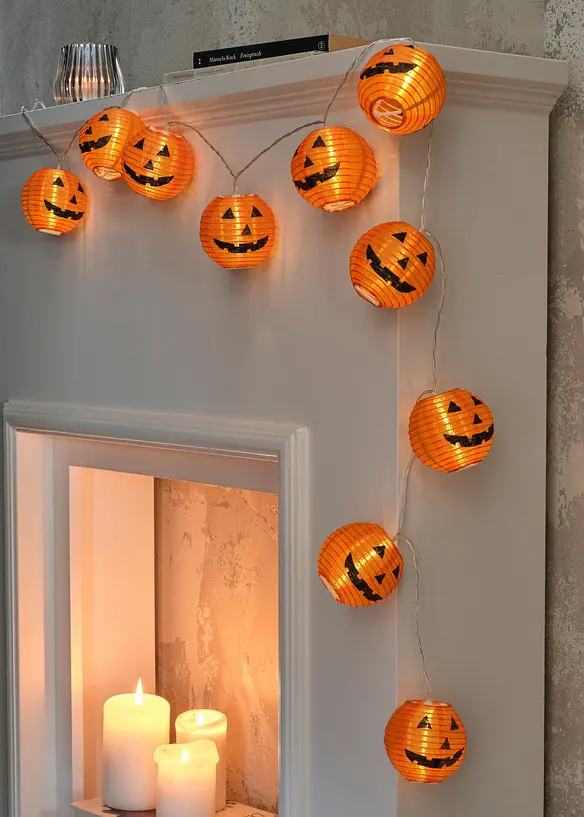 LED-Lichterkette mit K&uuml;rbissen, bonprix