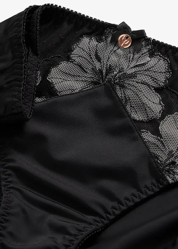 Slip avec broderies, bonprix