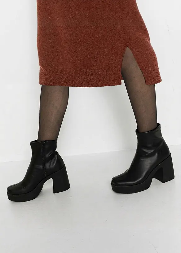 Robe midi oversize en maille, bonprix