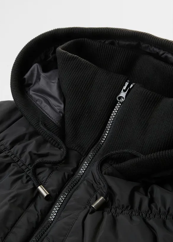 Steppjacke mit breitem Komfortbund und Kapuze, bonprix