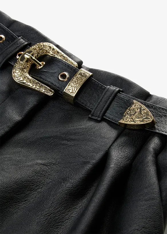 Short enduit avec ceinture, bonprix