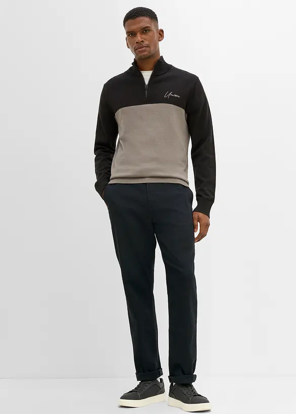 Classic Fit Stretch-Chinohose mit weitem Bein, Straight, bonprix