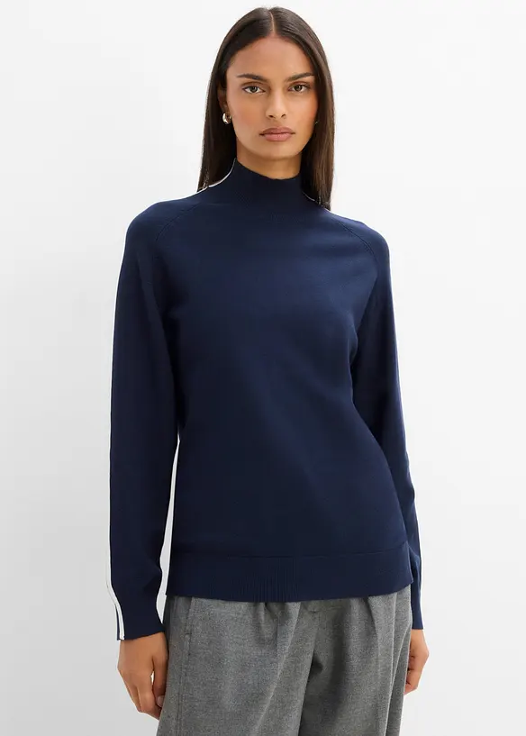 Feinstrickpullover mit Kontrastdetail aus Viskose-Mix, bonprix