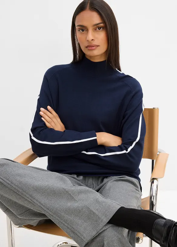 Feinstrickpullover mit Kontrastdetail aus Viskose-Mix, bonprix