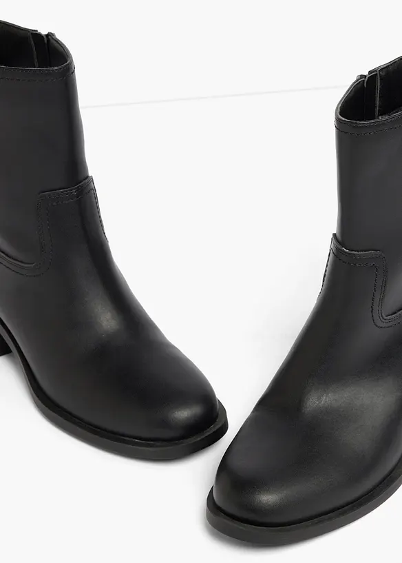 Boots mit Blockabsatz, bonprix