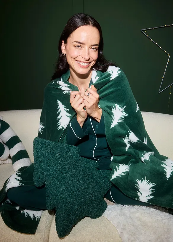 Kuscheldecke mit Tannenb&auml;umen, bonprix