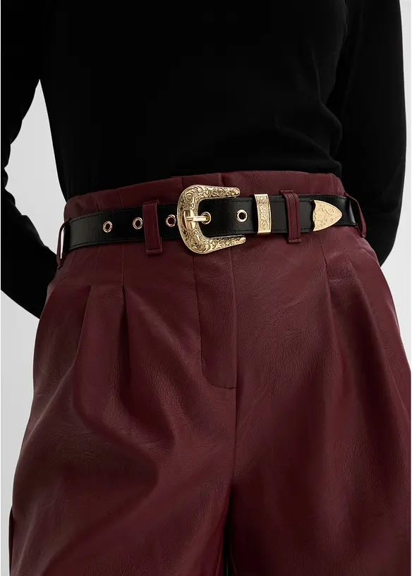 Lederimitat-Shorts mit G&uuml;rtel, bonprix