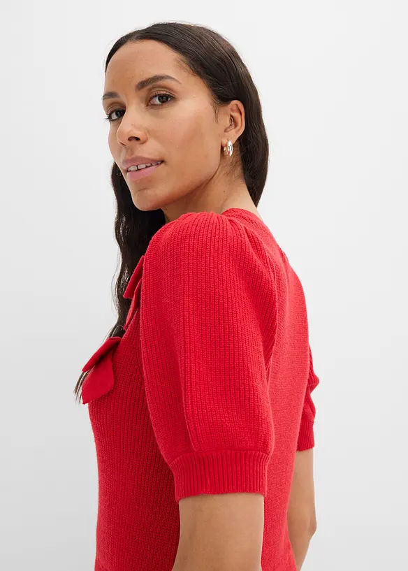Robe en maille avec n&oelig;uds appliqu&eacute;s, bonprix