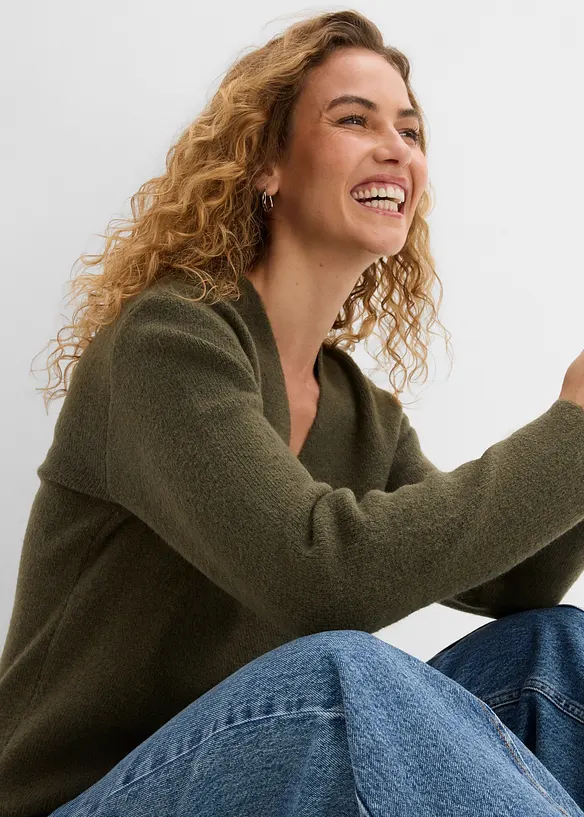 Pull &agrave; col V, bonprix