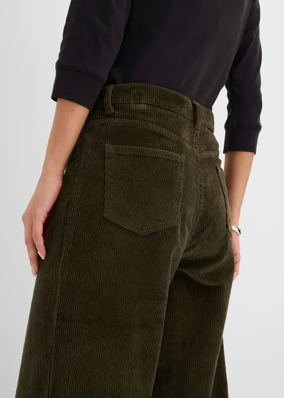 Pantalon &eacute;vas&eacute; en velours c&ocirc;tel&eacute;, bonprix