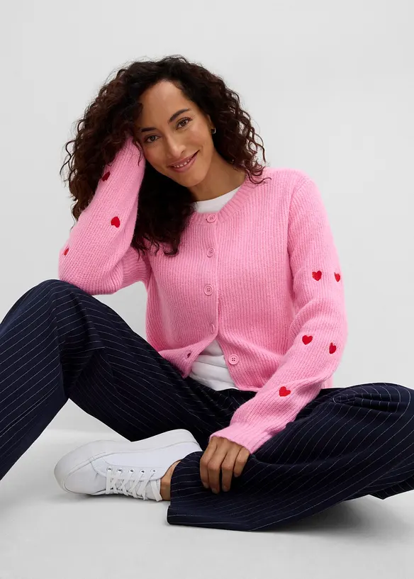 Gilet en maille &agrave; broderie c&oelig;ur, bonprix