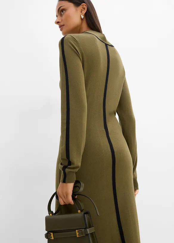 Strickkleid aus Viskose-Mix mit Kontrastdetails, bonprix