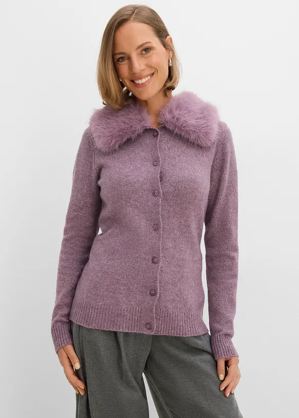Taillierte Strickjacke mit Kunstfellkragen, bonprix