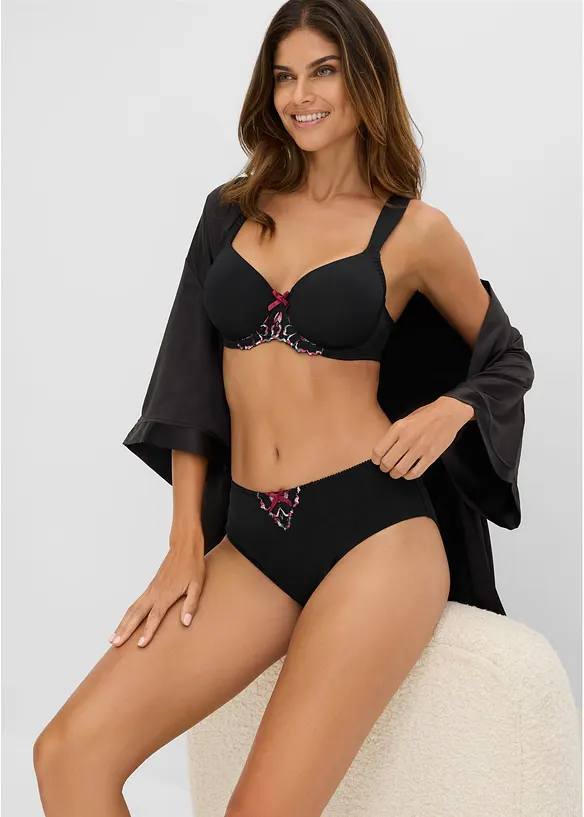 Maxislip mit zarter Stickerei, bonprix