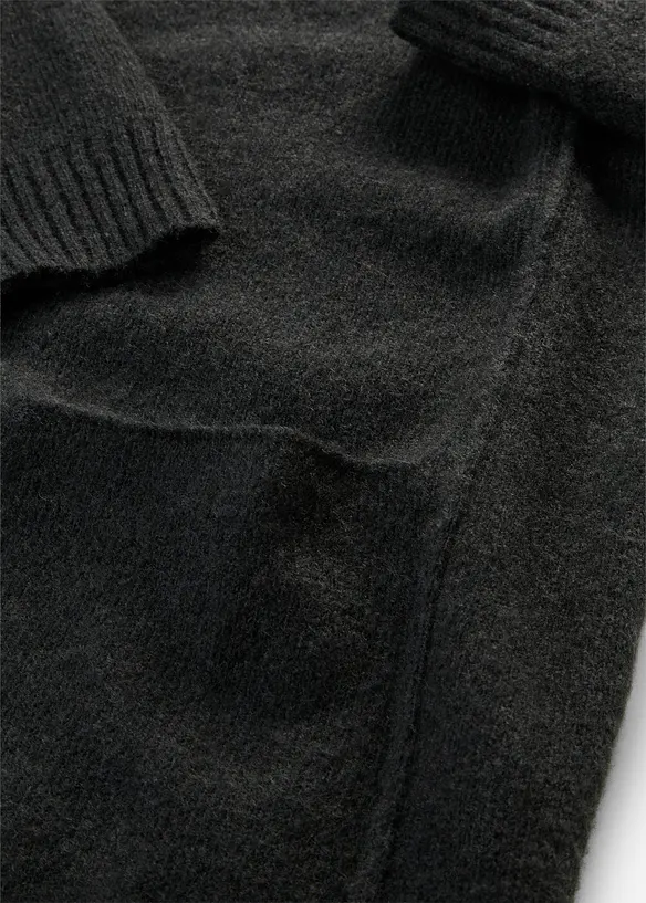 Robe en maille &agrave; col roul&eacute;, bonprix