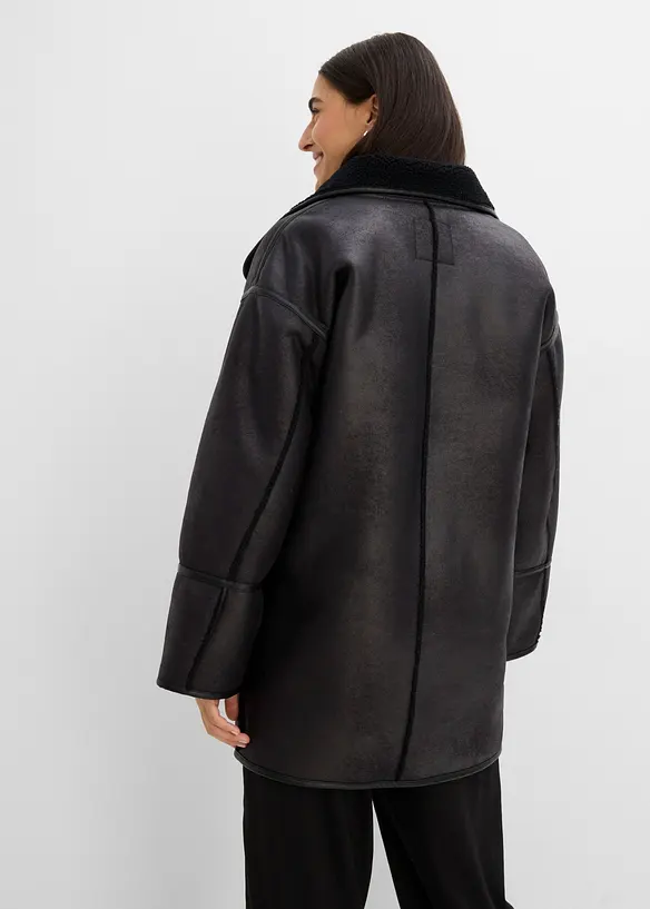 Oversized Lammfellimitat-Jacke, bonprix