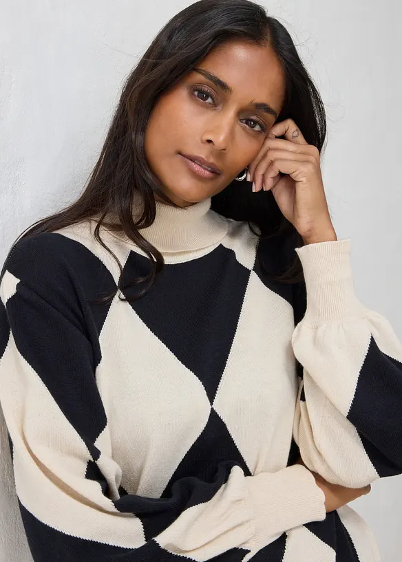 Pull col roul&eacute; en fine maille, bonprix