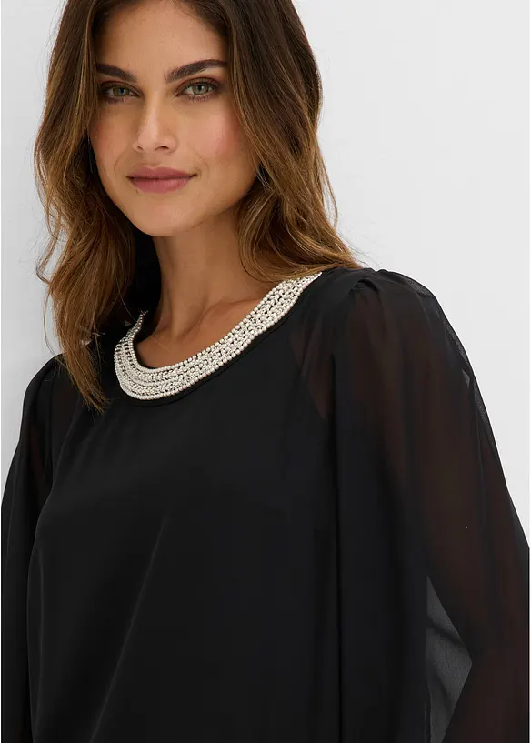 Blouse en mousseline avec bordures strass&eacute;es, bonprix