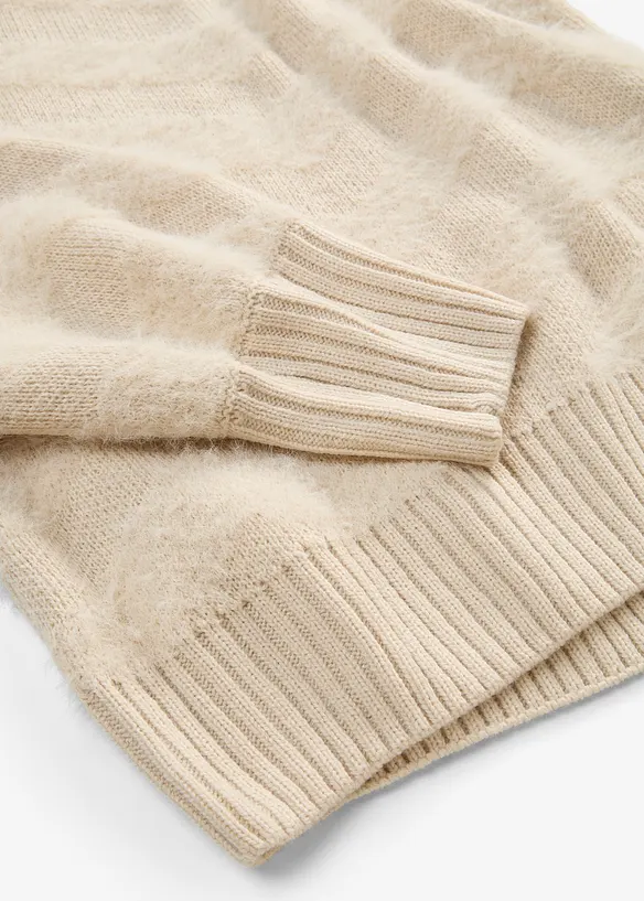 Pull avec fil duveteux, bonprix