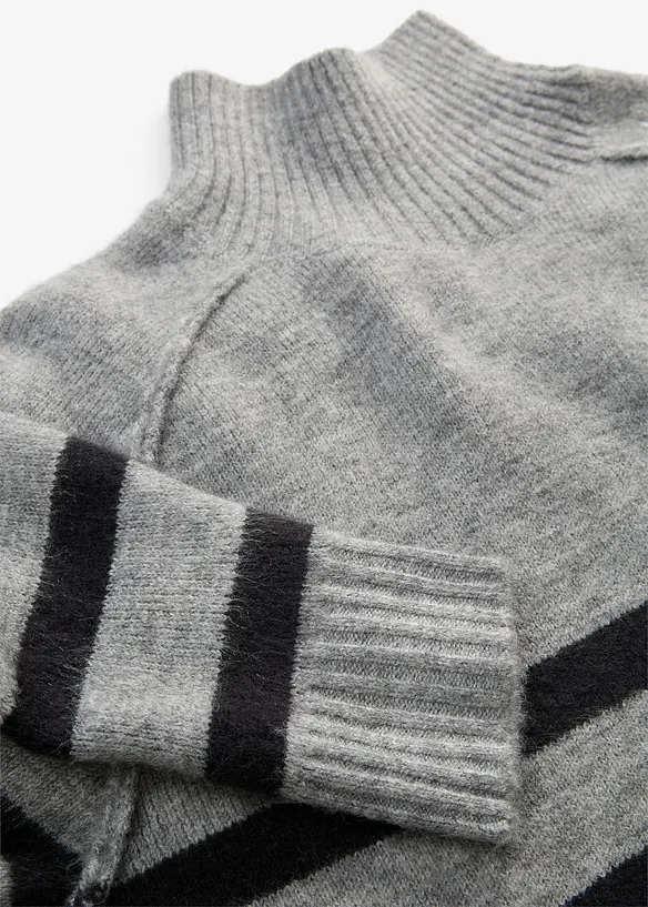 Pull en maille large &agrave; col roul&eacute;, bonprix