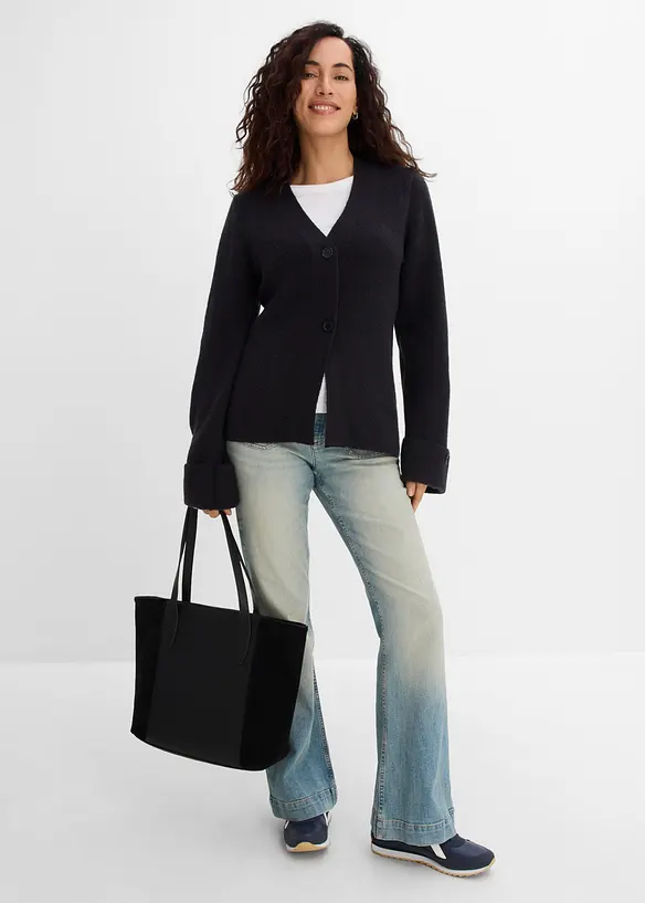 Gilet cintr&eacute; en fine maille, bonprix