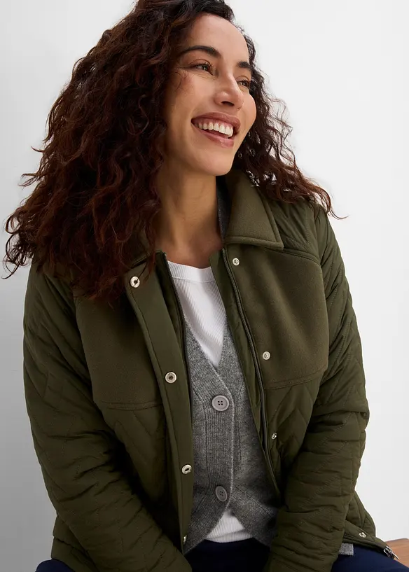 Gilet cintr&eacute; en fine maille, bonprix