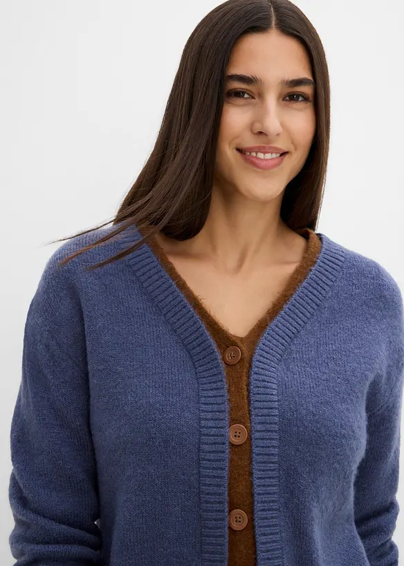 Strickjacke mit Kontrasteins&auml;tzen, bonprix