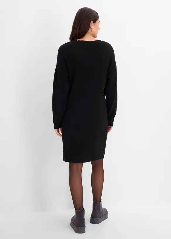 Strickkleid mit Applikation, bonprix