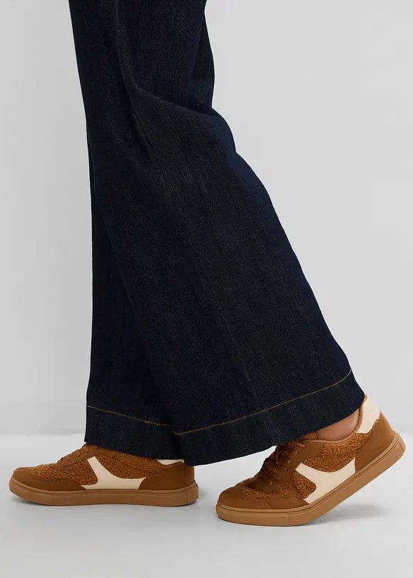 Wide-Leg-Jeans, High Waist mit aufgesetzten Taschen, bonprix